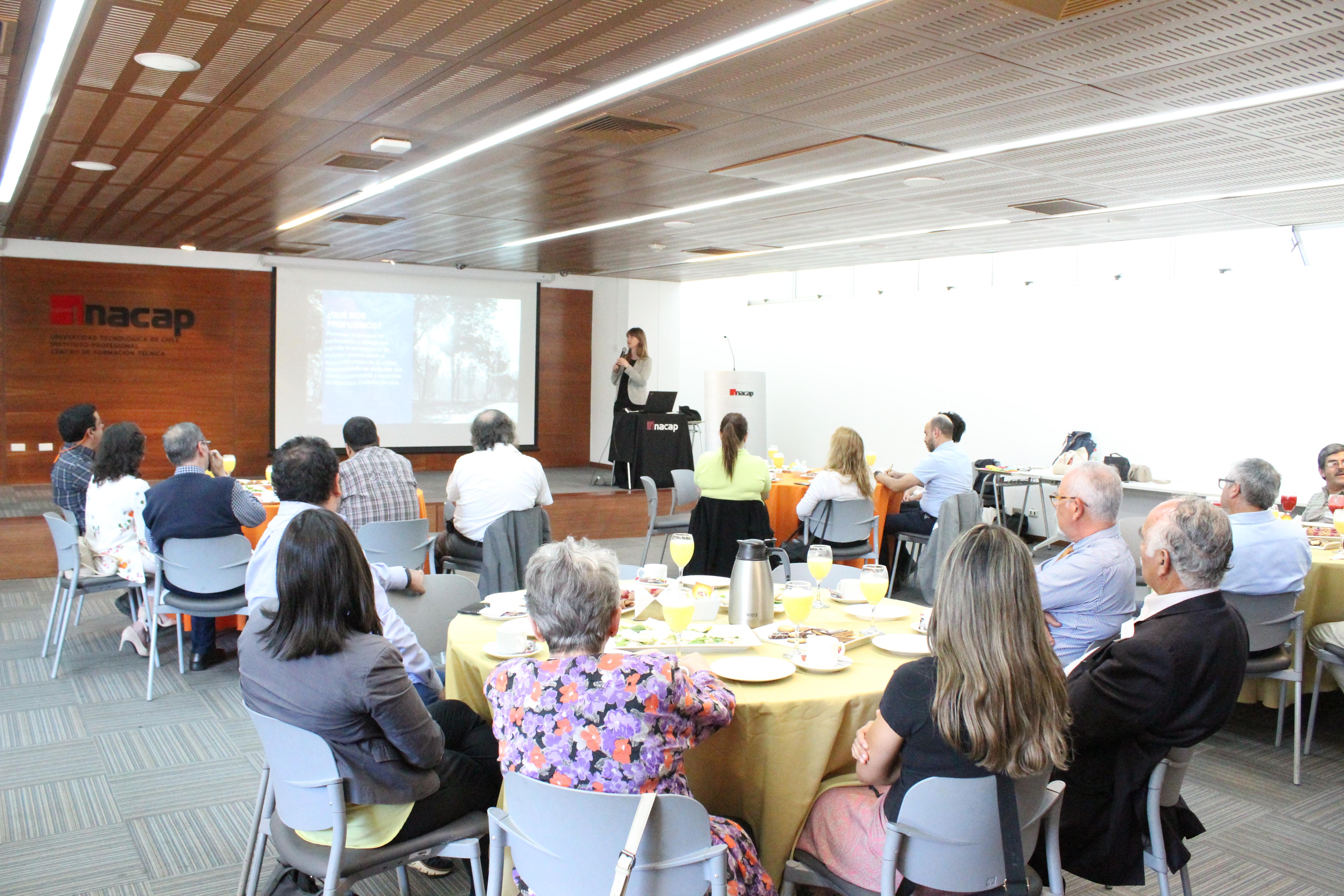 Diálogo ciudad convocó a expertos y actores a trabajar en torno a la trayectoria de desarrollo